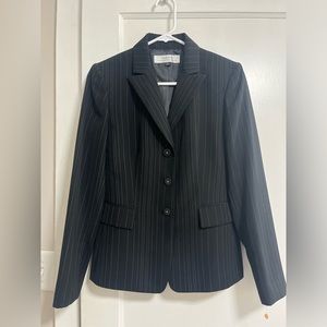 Tahari blazer